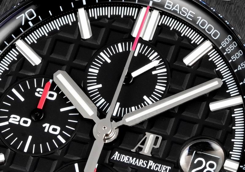 AP watch 33 (32)
