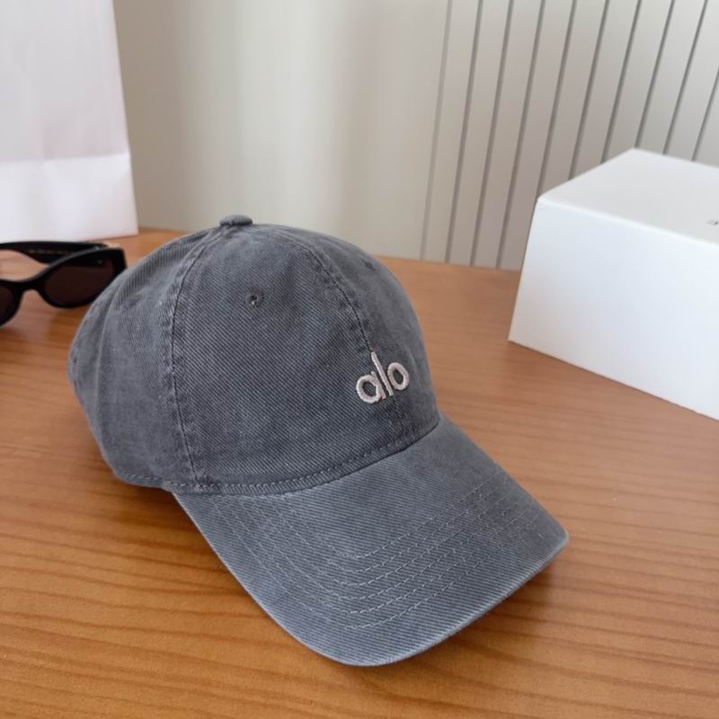 Alo Cap dx (1734)