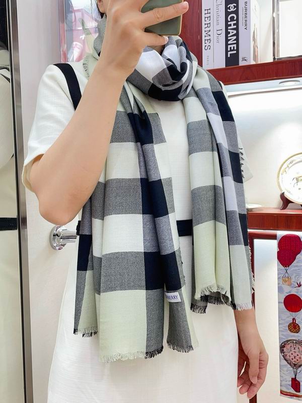 Burberry Scarf 110X200cm E07 (27)