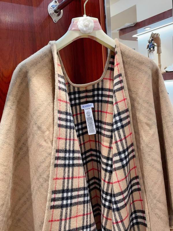 Burberry cloak E02 (13)