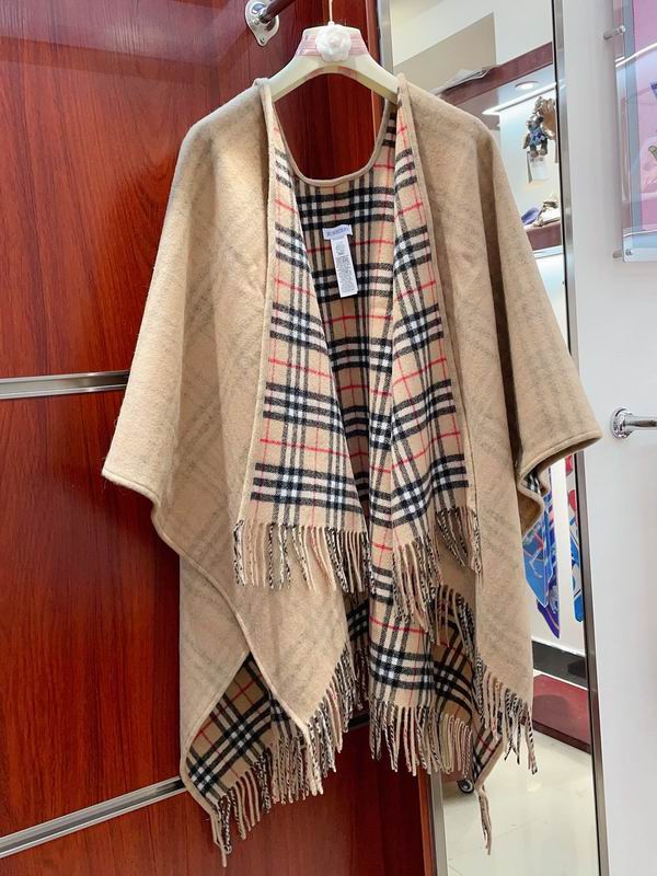 Burberry cloak E02 (15)