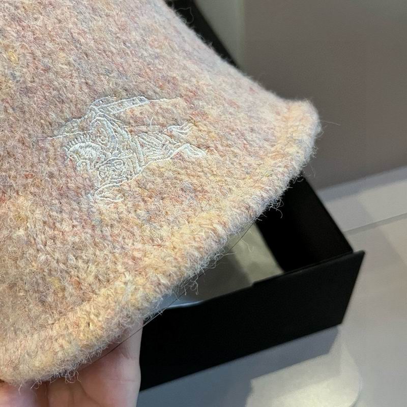 Burberry hat dx (323)
