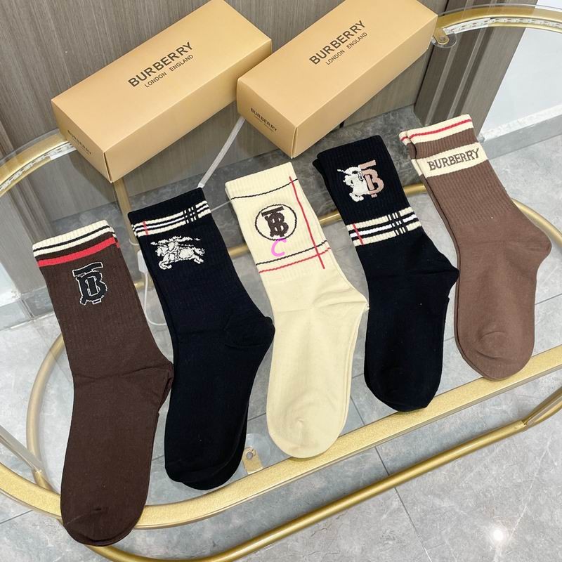 Burberry socks (1)