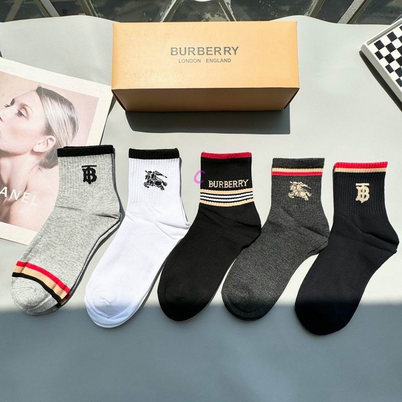 Burberry socks (15)