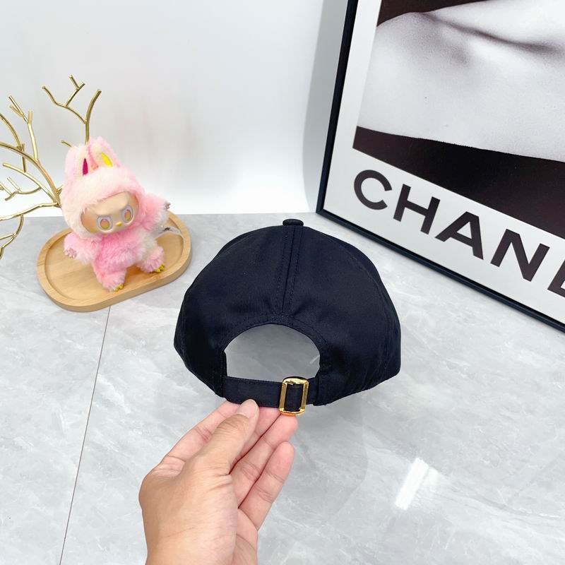 Celine Cap dx (2394)