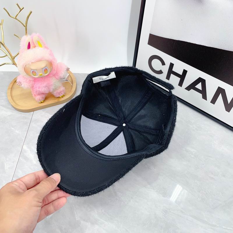 Celine Cap dx (350)