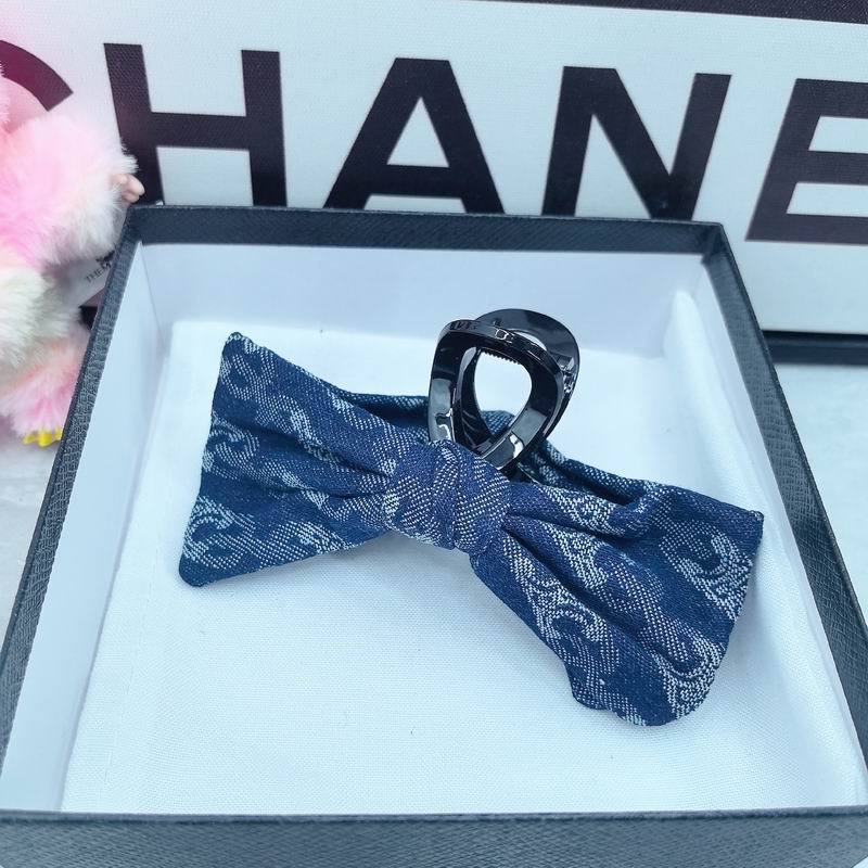 Celine Hair Grab Clip dx (242)