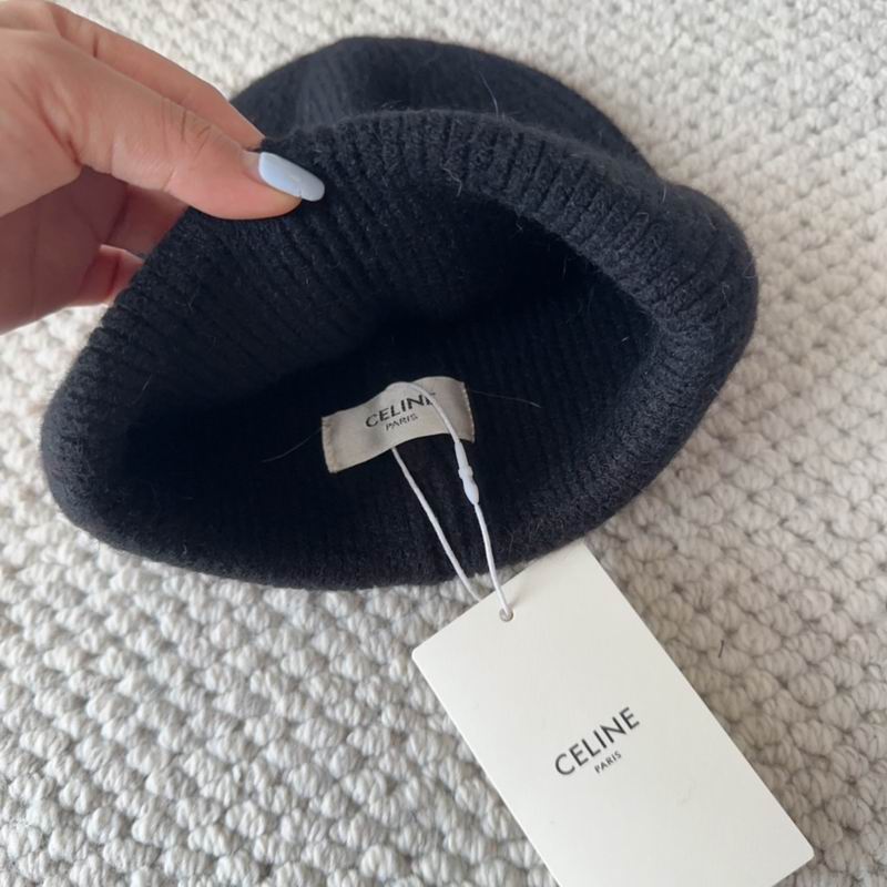 Celine Hat dx (1779)