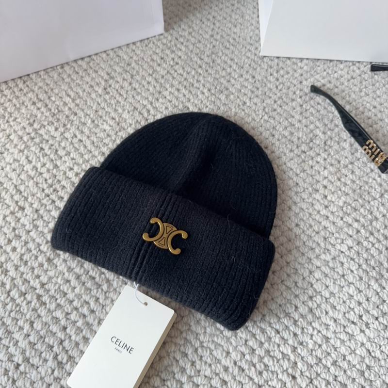 Celine Hat dx (1782)