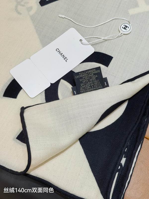 Chanel 140X140cm 70%羊绒30%真丝 E31 (3)