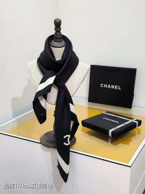 Chanel 140X140cm 70%羊绒30%真丝 E34 (1)