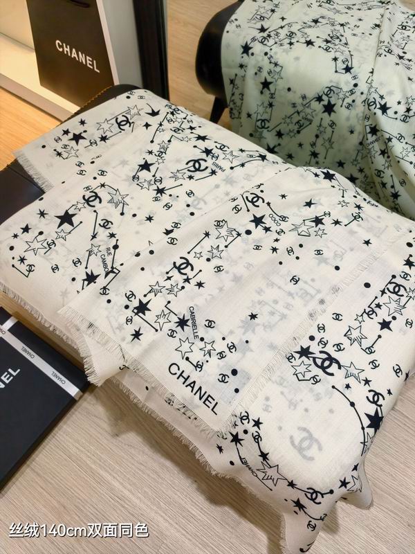 Chanel 140X140cm 70%羊绒30%真丝 E39 (5)