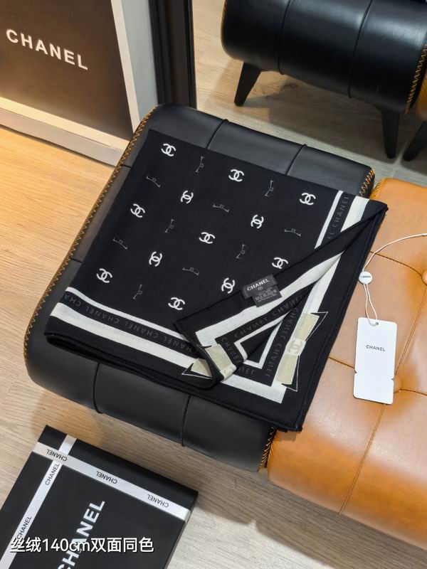 Chanel 140X140cm 70%羊绒30%真丝 E41 (15)