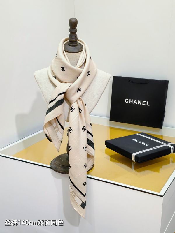 Chanel 140X140cm 70%羊绒30%真丝 E41 (2)