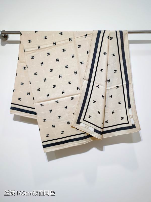 Chanel 140X140cm 70%羊绒30%真丝 E41 (3)