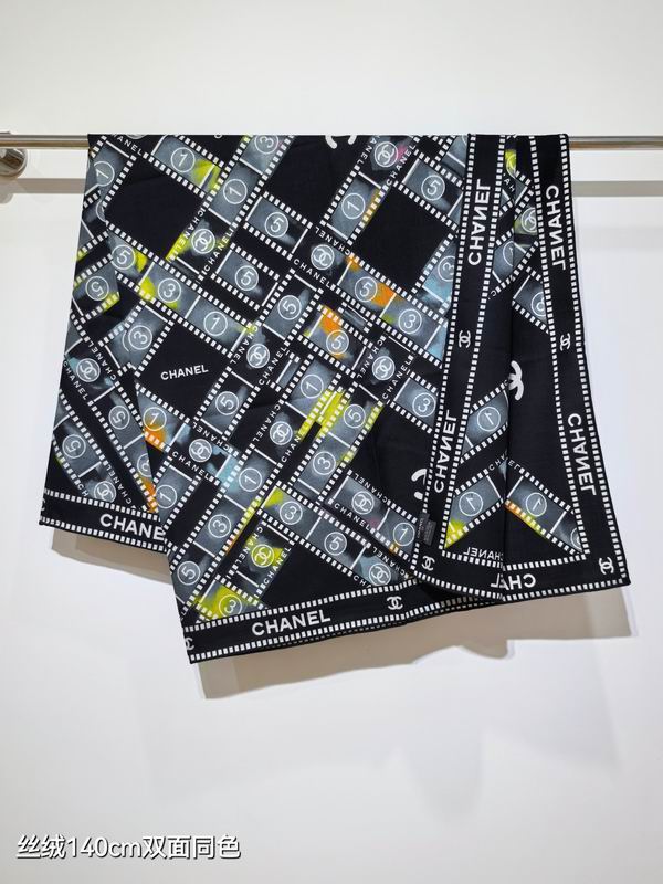 Chanel 140X140cm 70%羊绒30%真丝 E42 (11)
