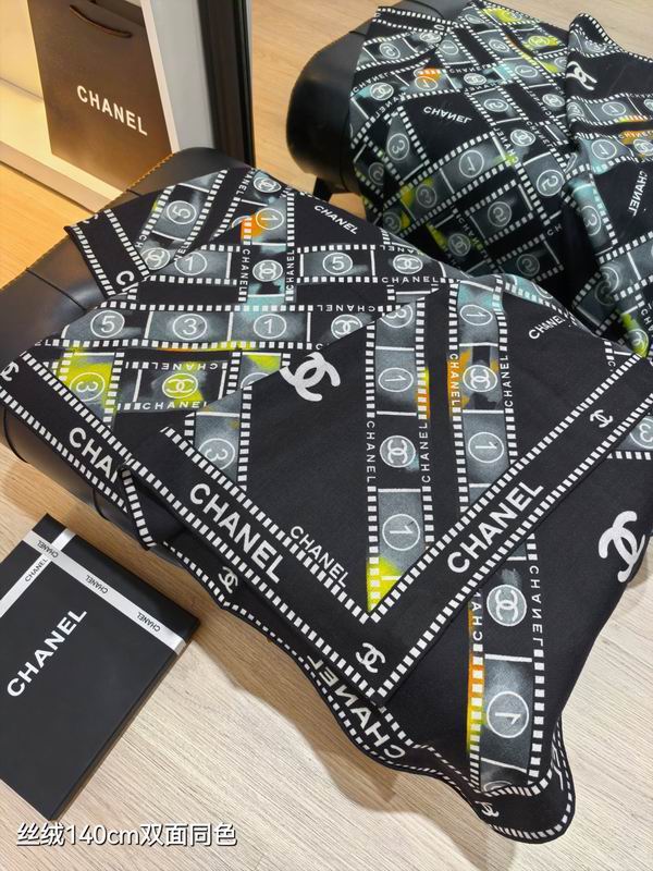 Chanel 140X140cm 70%羊绒30%真丝 E42 (13)