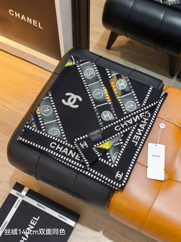 Chanel 140X140cm 70%羊绒30%真丝 E42 (15)