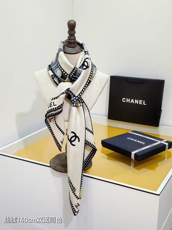 Chanel 140X140cm 70%羊绒30%真丝 E42 (2)