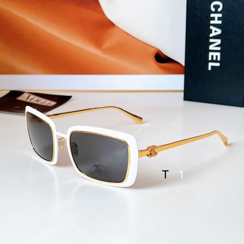 Chanel A71707 53 22-140 a02