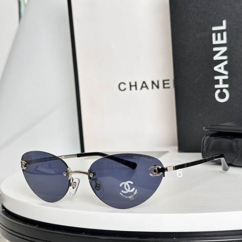 Chanel CH400 54 18-135 e04