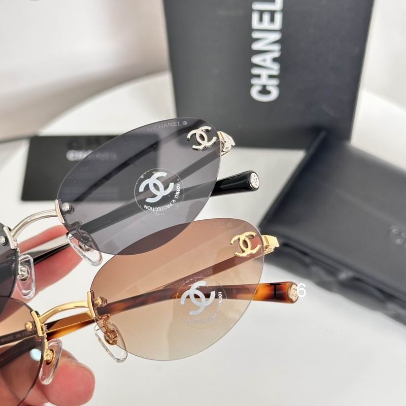 Chanel CH400 54 18-135 e06