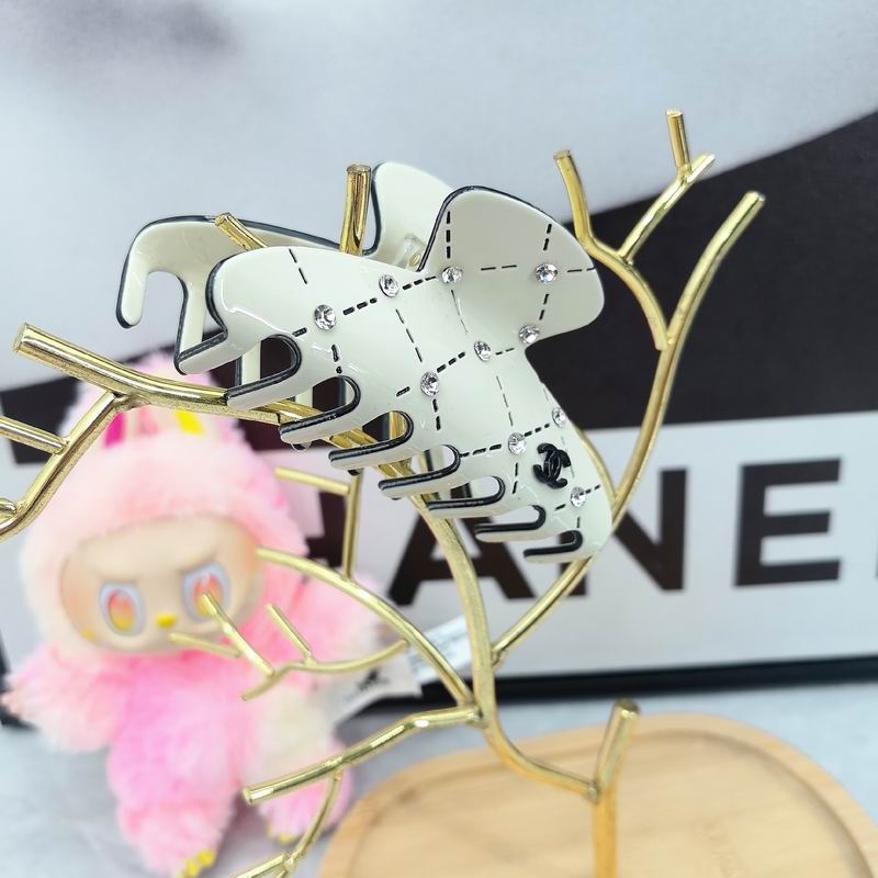 Chanel Hair Grab Clip dx (103)