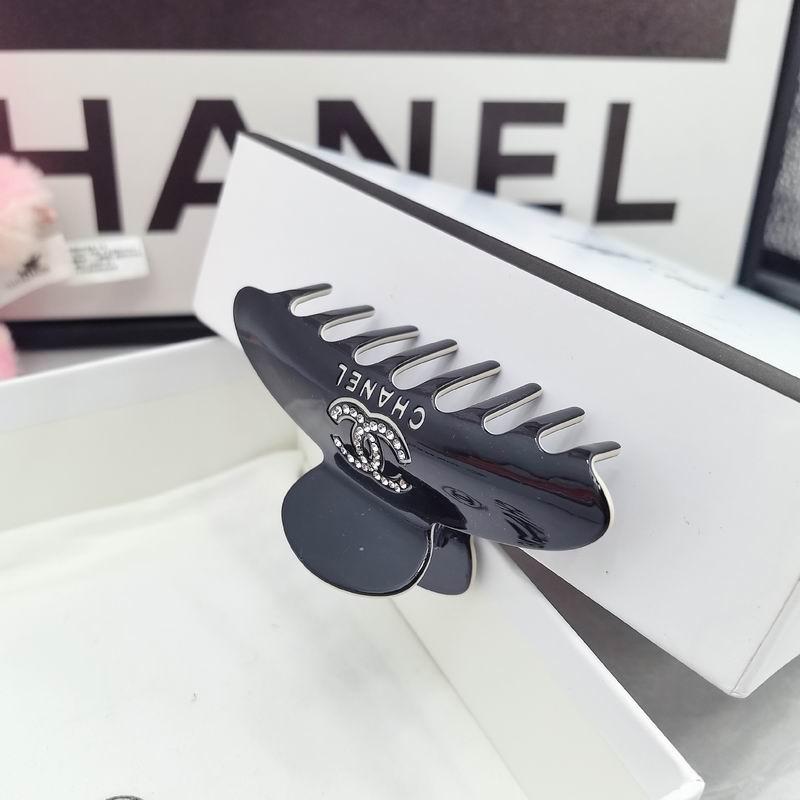 Chanel Hair Grab Clip dx (117)