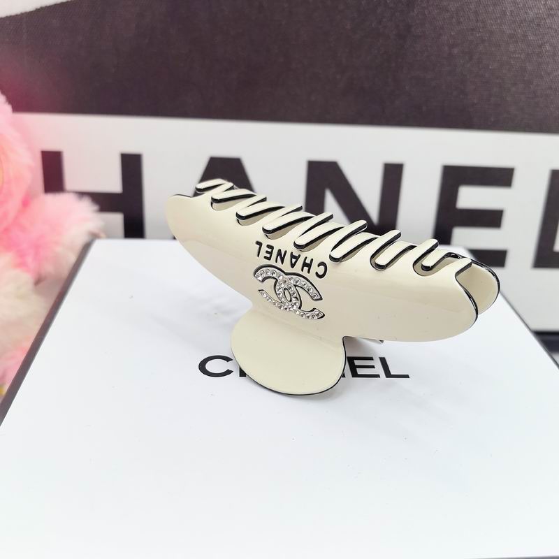Chanel Hair Grab Clip dx (126)