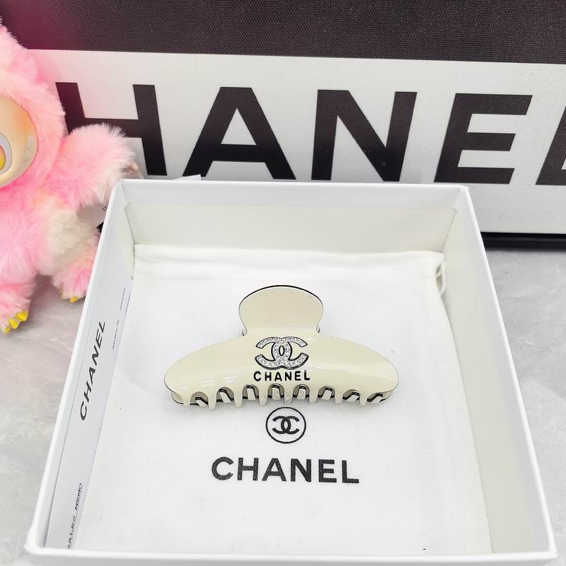 Chanel Hair Grab Clip dx (128)