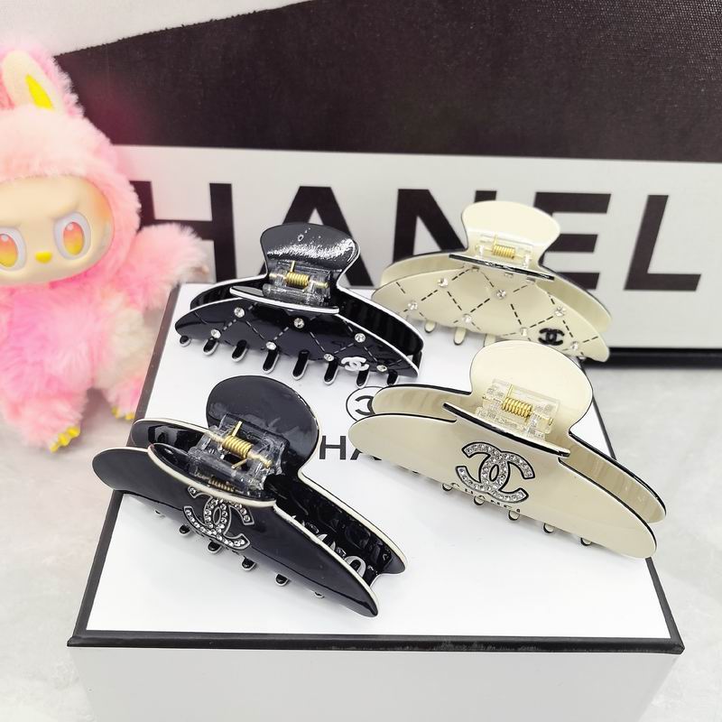 Chanel Hair Grab Clip dx (131)