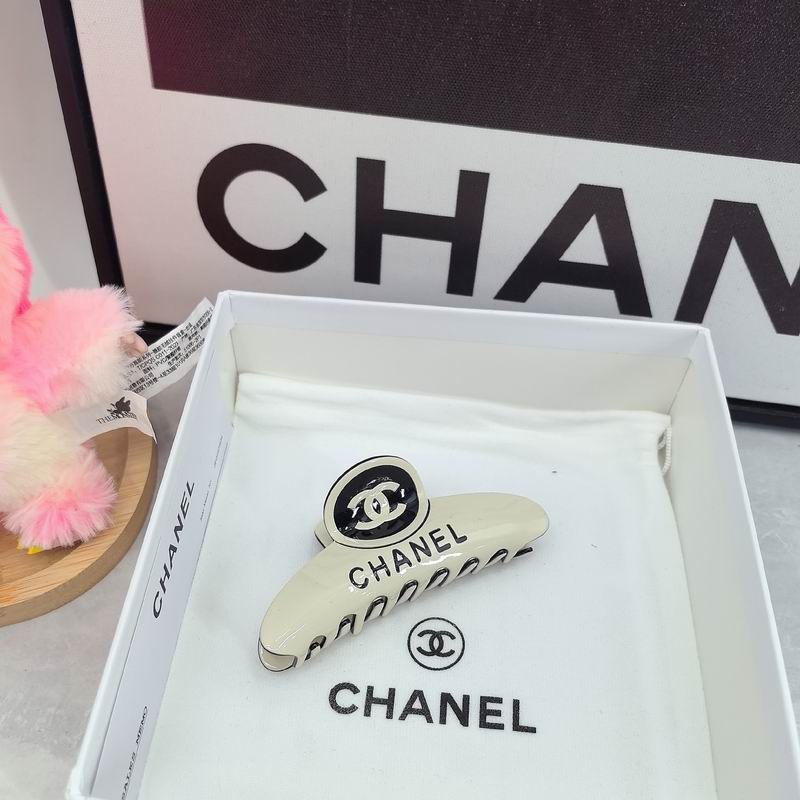 Chanel Hair Grab Clip dx (135)