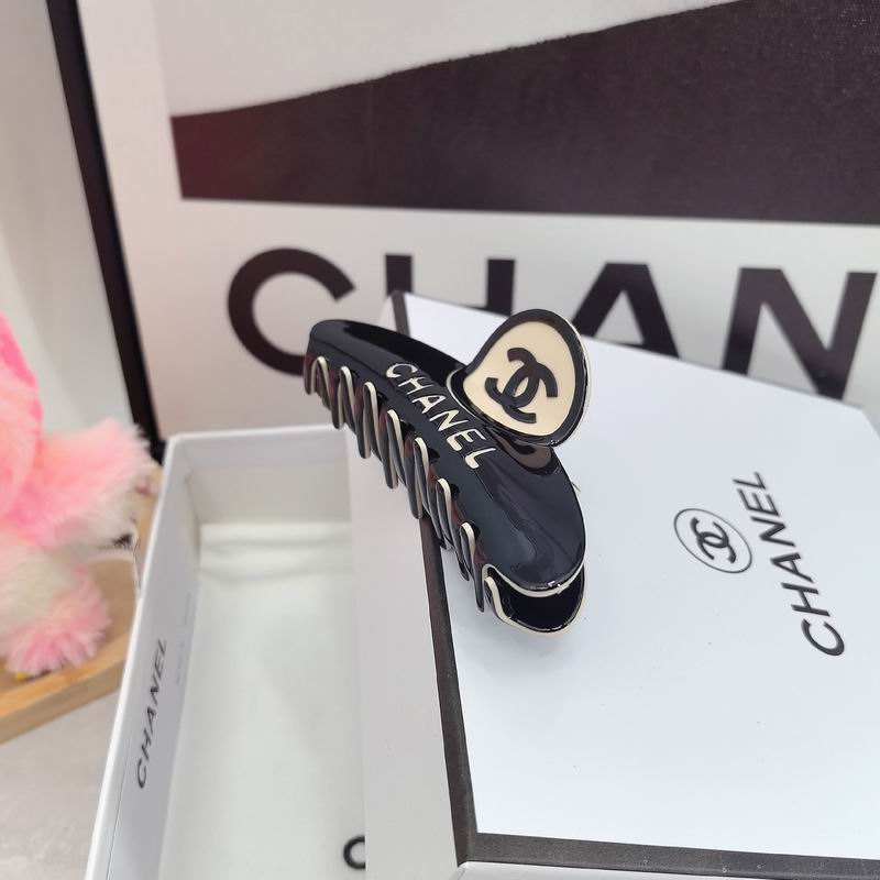 Chanel Hair Grab Clip dx (146)
