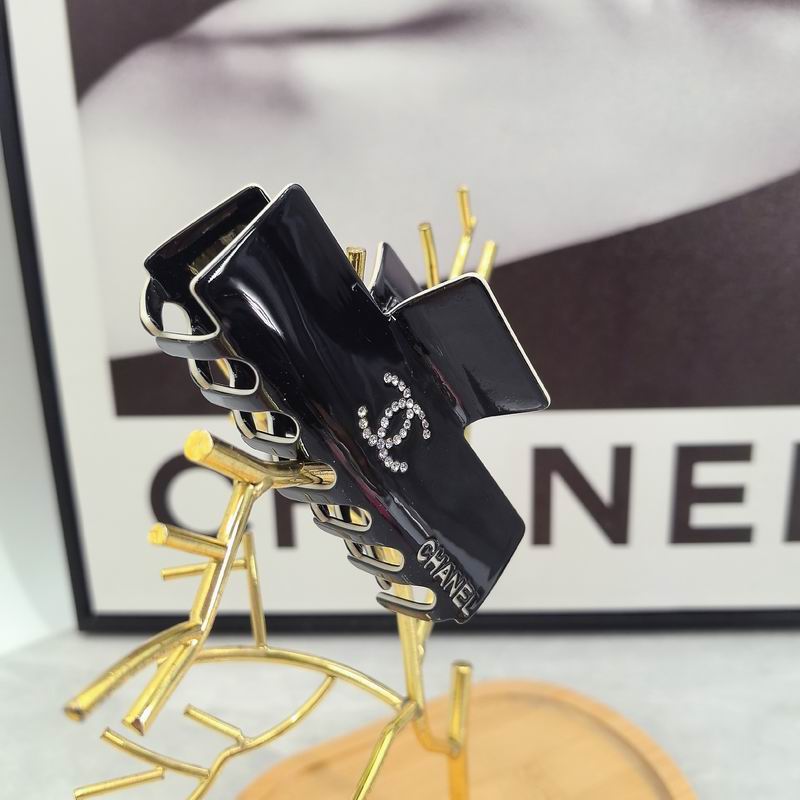 Chanel Hair Grab Clip dx (160)