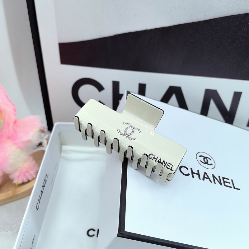 Chanel Hair Grab Clip dx (165)