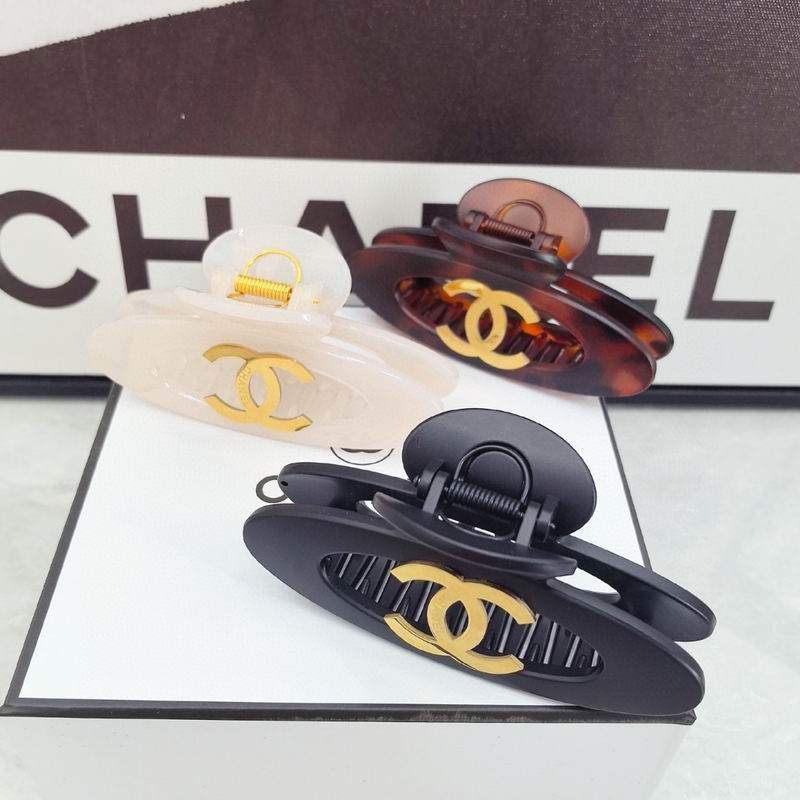 Chanel Hair Grab Clip dx (320)