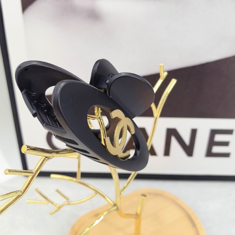 Chanel Hair Grab Clip dx (336)