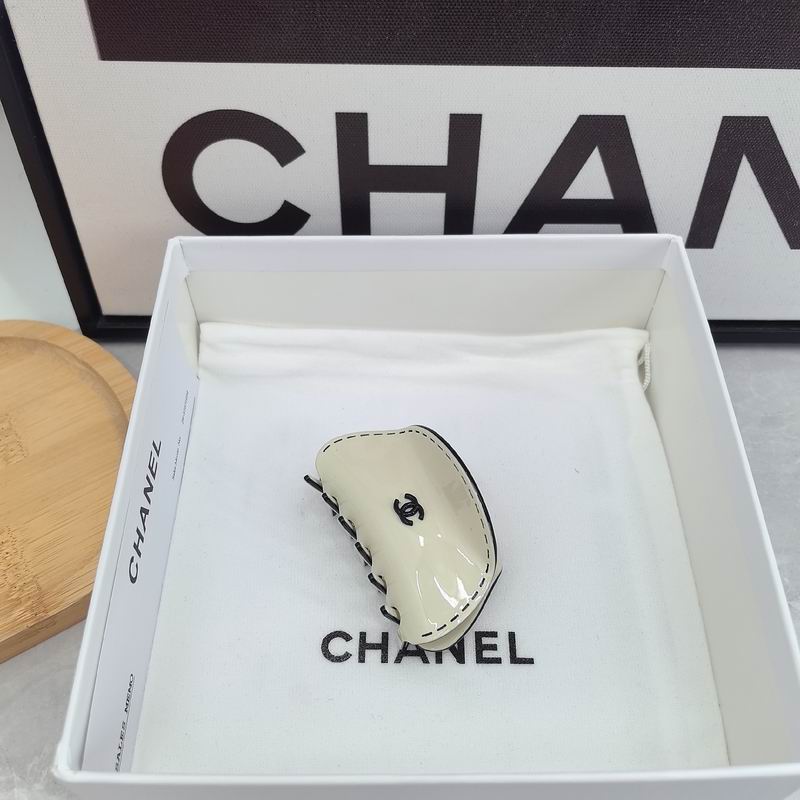 Chanel Hair Grab Clip dx (361)