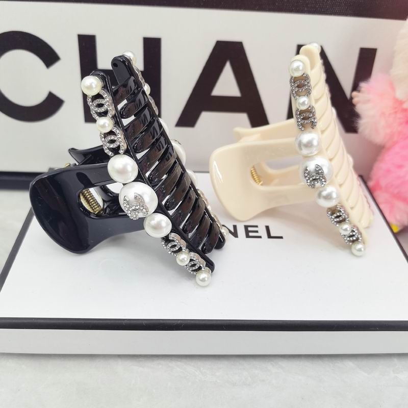 Chanel Hair Grab Clip dx (487)