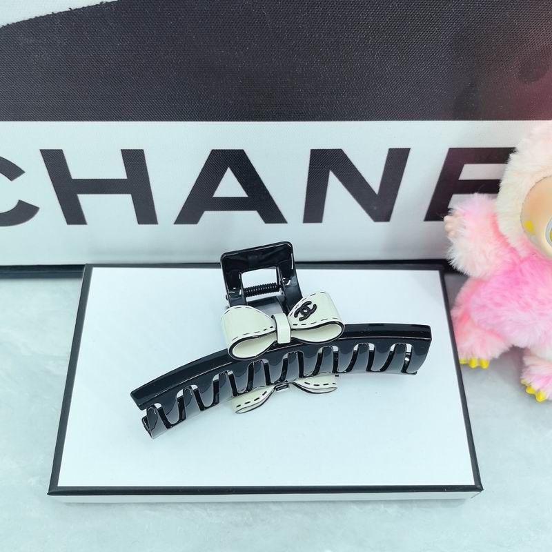 Chanel Hair Grab Clip dx (496)