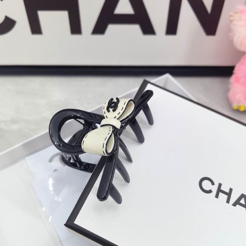 Chanel Hair Grab Clip dx (563)