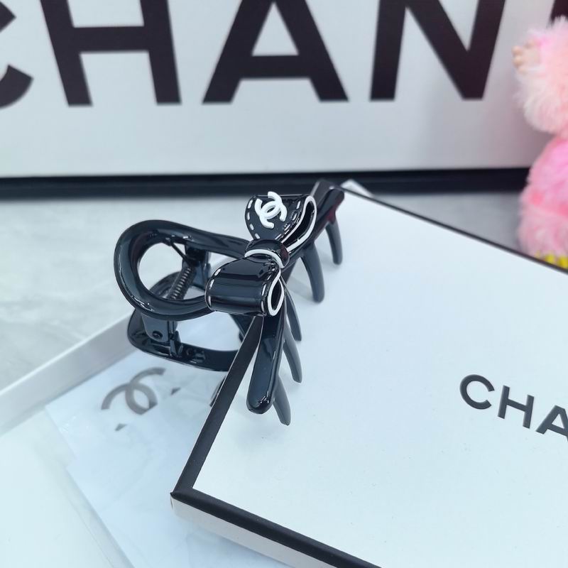 Chanel Hair Grab Clip dx (569)