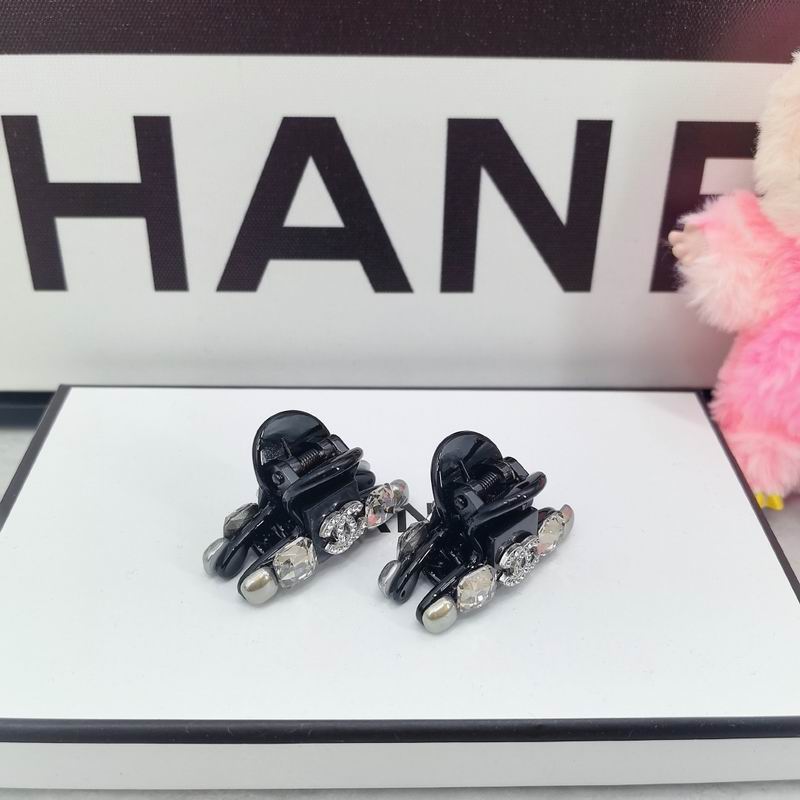 Chanel Hair Grab Clip dx (575)