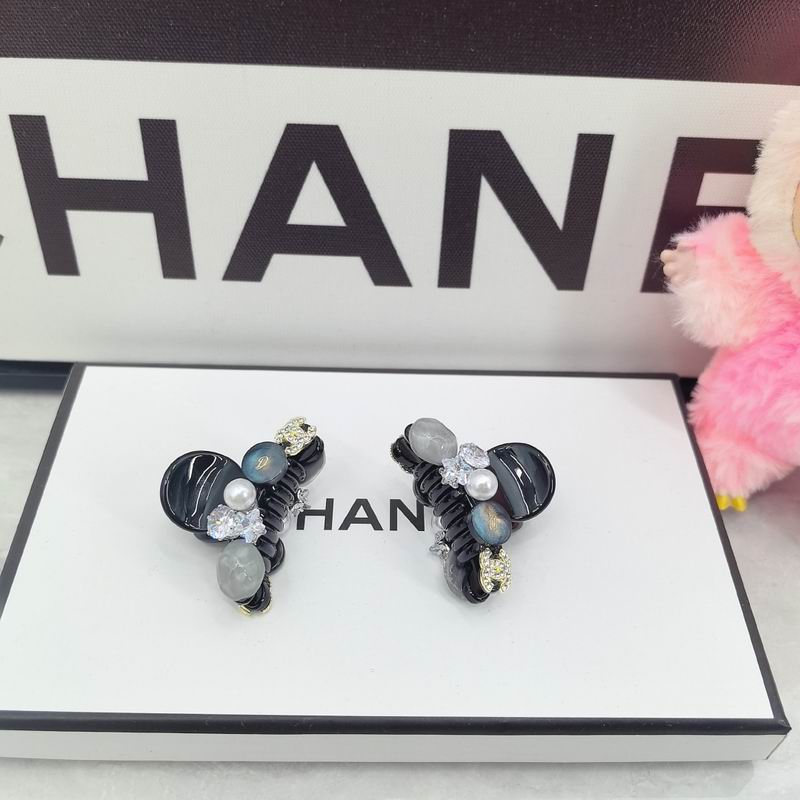 Chanel Hair Grab Clip dx (594)