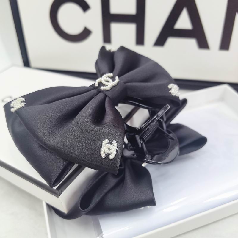 Chanel Hair Grab Clip dx (656)