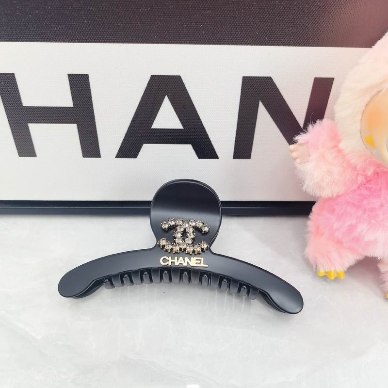 Chanel Hair Grab Clip dx (664)