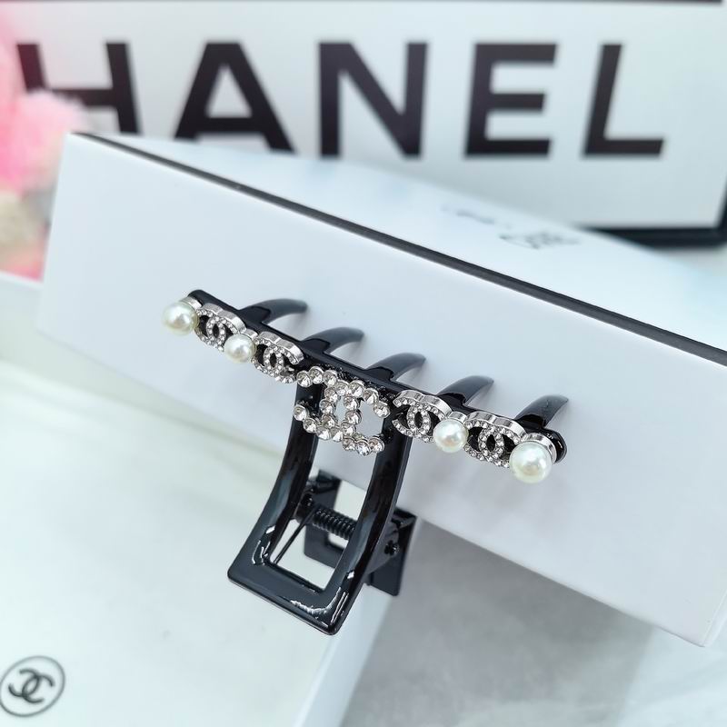 Chanel Hair Grab Clip dx (82)