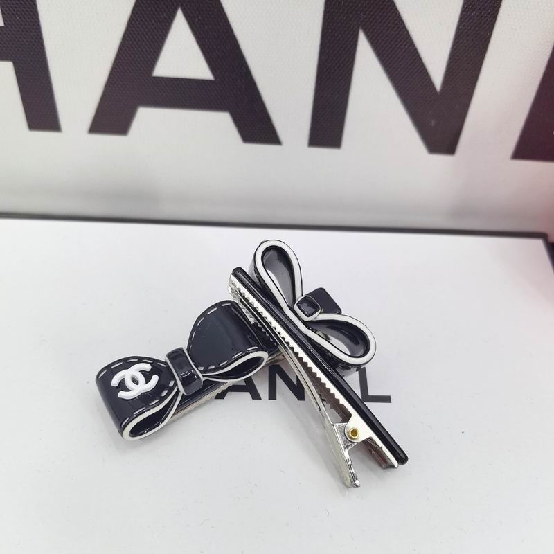 Chanel Hairpin dx (100)