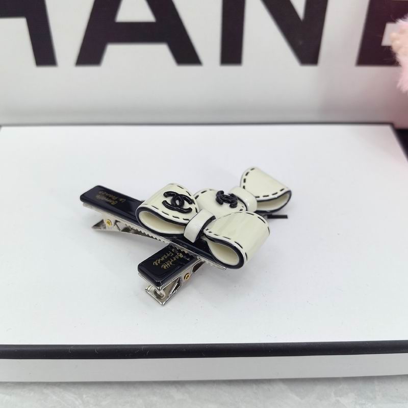 Chanel Hairpin dx (106)