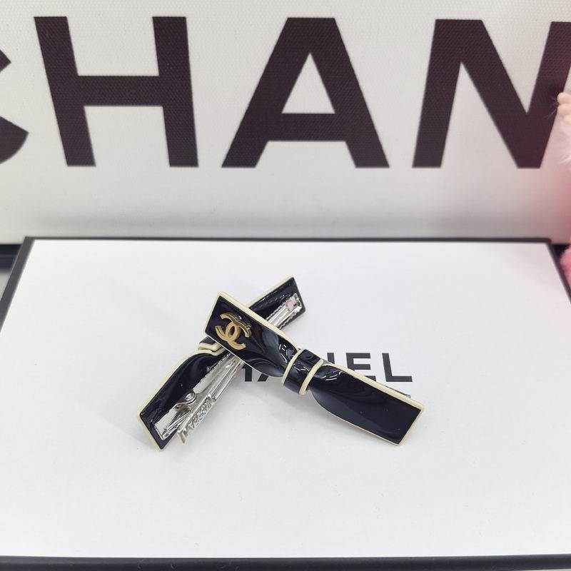 Chanel Hairpin dx (155)